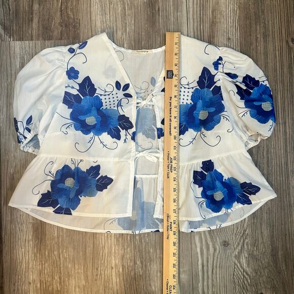 Sunday Up White and Blue Floral Tie‎ Blouse Puff Sleeves Crop Top Women’s Large - Picture 4 of 8